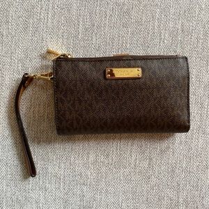 Michael Kors Wallet Wristlet